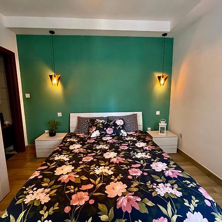 Airport Accommodation Deluxe Bedroom And Private Bathroom Near Airport Self Check In And Self Check Out Mqabba エクステリア 写真