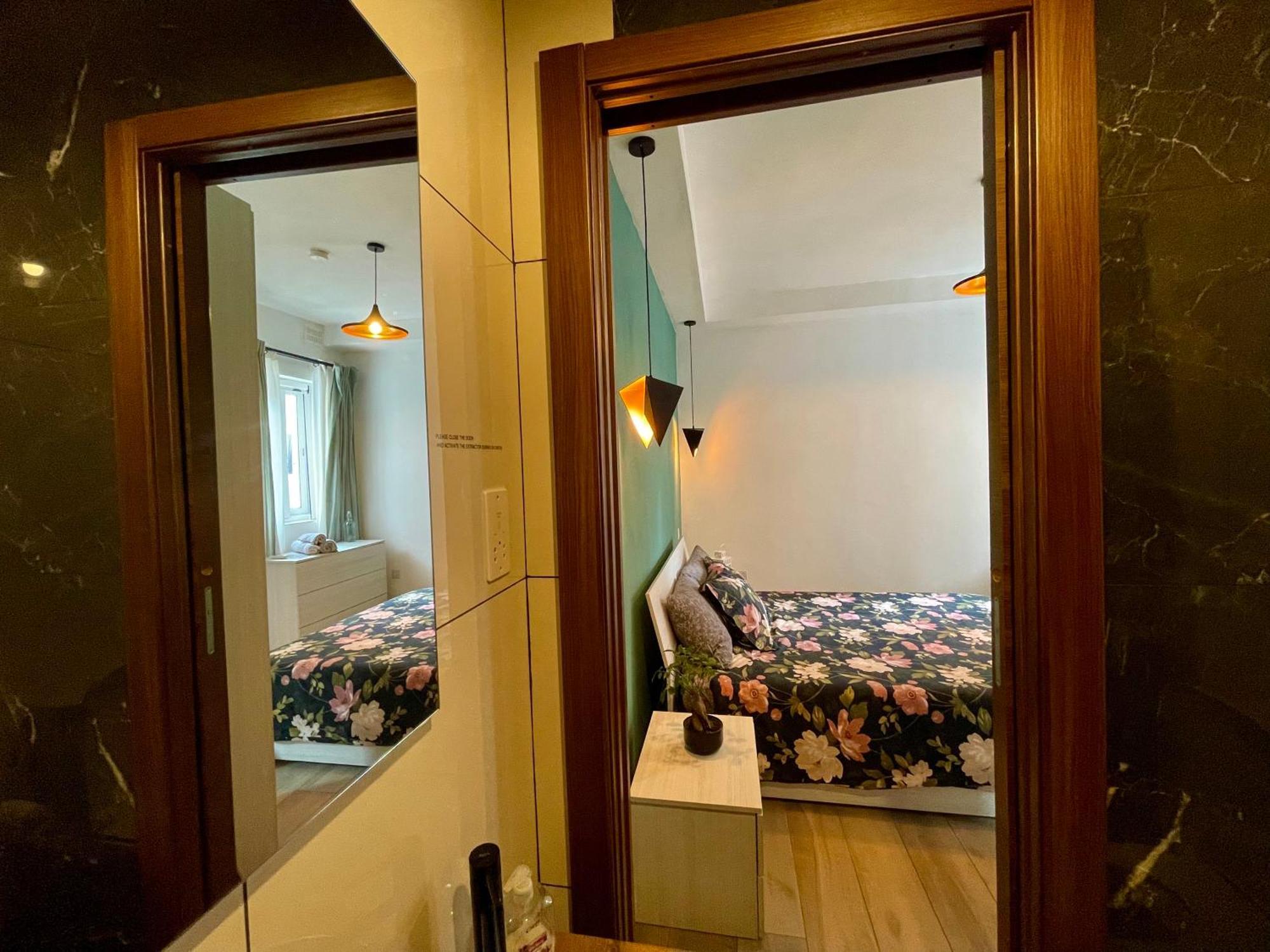Airport Accommodation Deluxe Bedroom And Private Bathroom Near Airport Self Check In And Self Check Out Mqabba エクステリア 写真